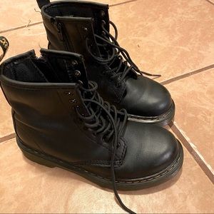 Size 13 classic dr. martens boots